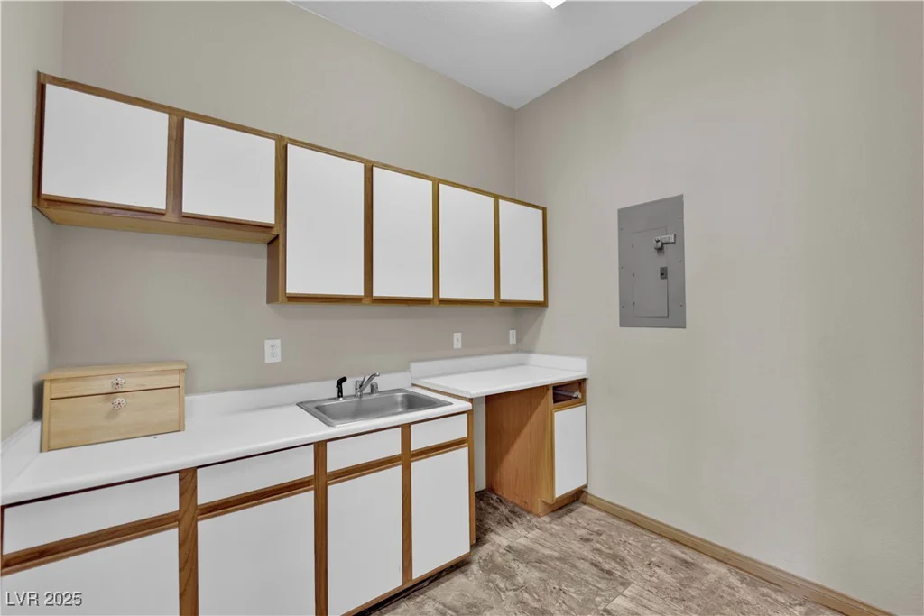 4960 Harrison, Las Vegas, NV 89120