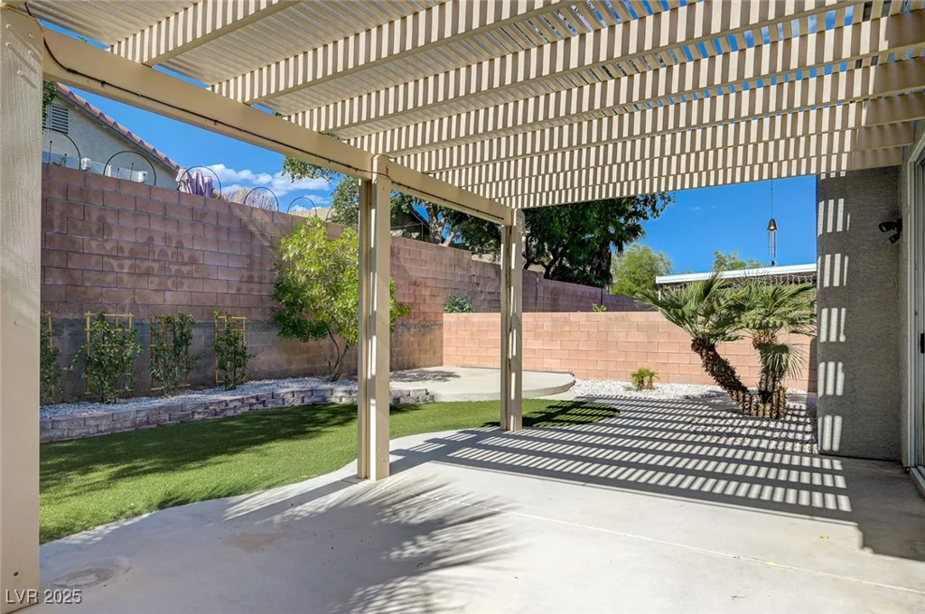 10544 Cedar Run, Las Vegas, NV 89135