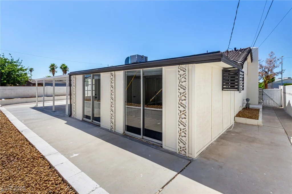 4000 El Camino, Las Vegas, NV 89102
