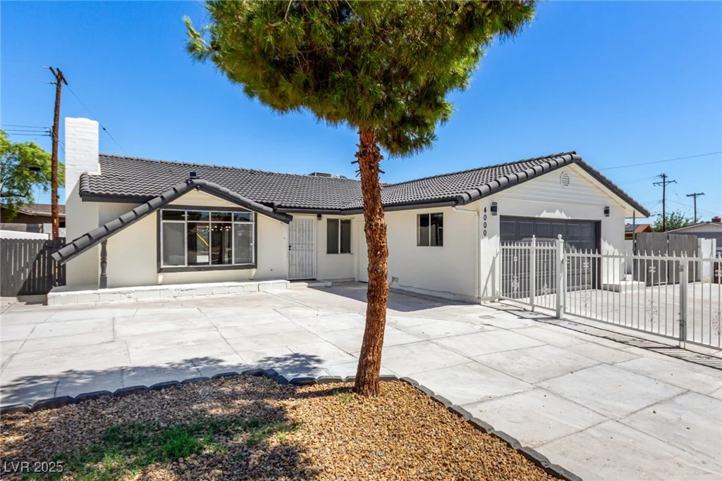 4000 El Camino, Las Vegas, NV 89102