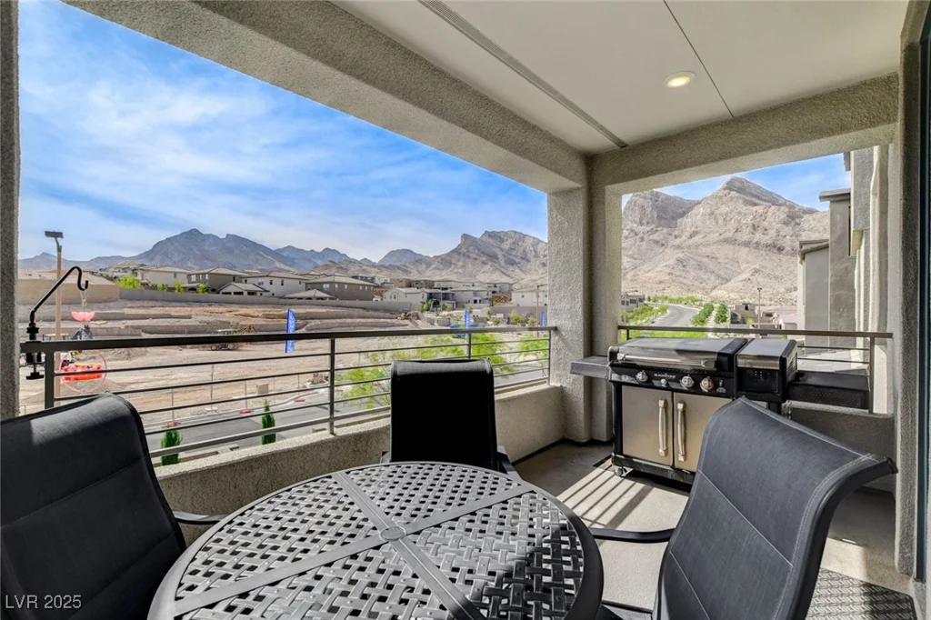 2115 Noble Perch, Las Vegas, NV 89138