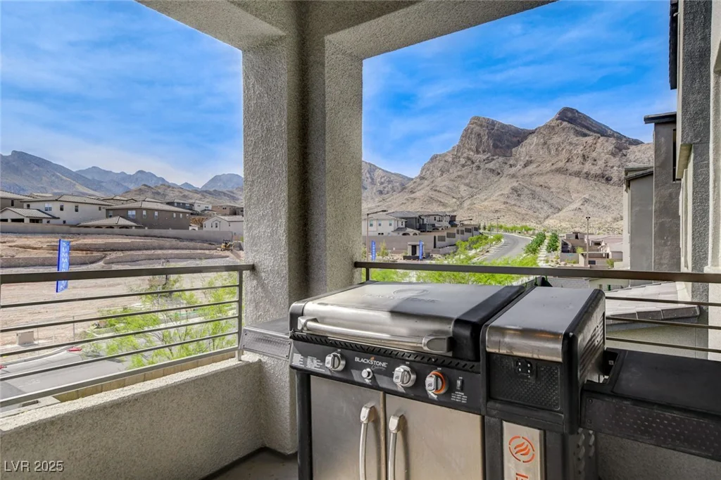 2115 Noble Perch, Las Vegas, NV 89138