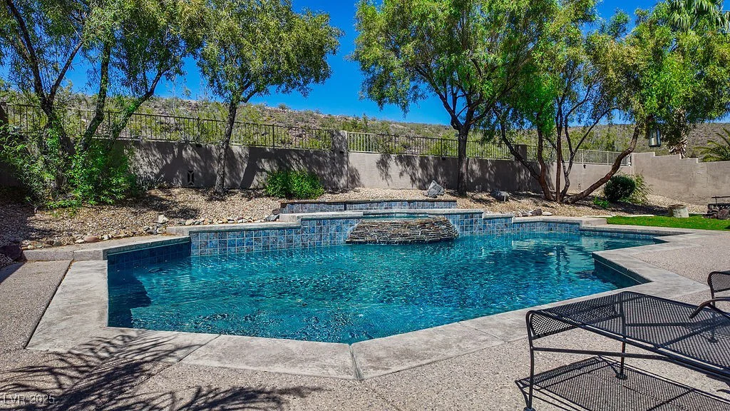 2012 Poetry, Henderson, NV 89052