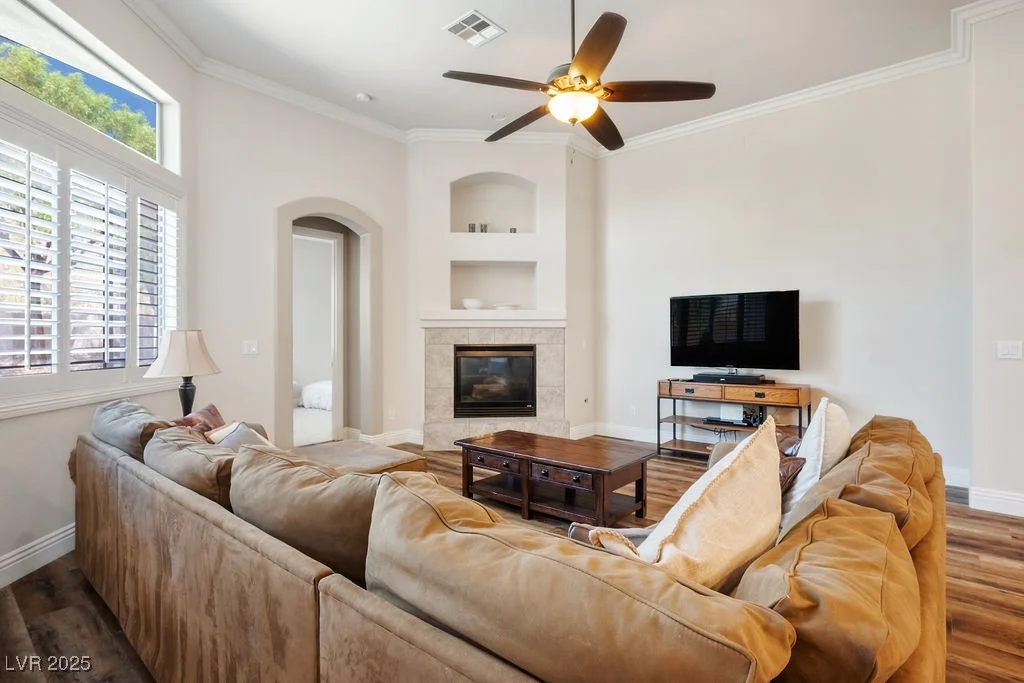 2012 Poetry, Henderson, NV 89052