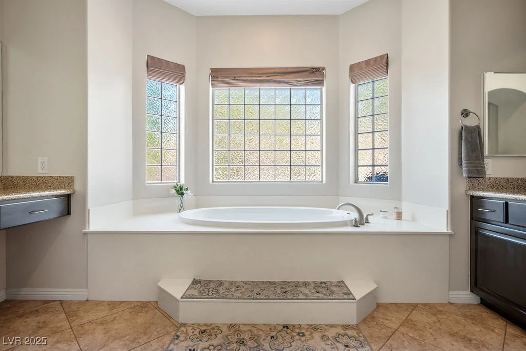 2012 Poetry, Henderson, NV 89052