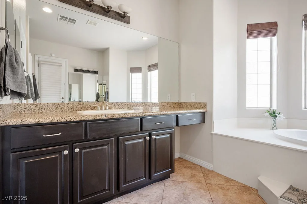 2012 Poetry, Henderson, NV 89052