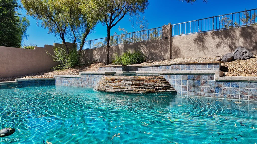 2012 Poetry, Henderson, NV 89052