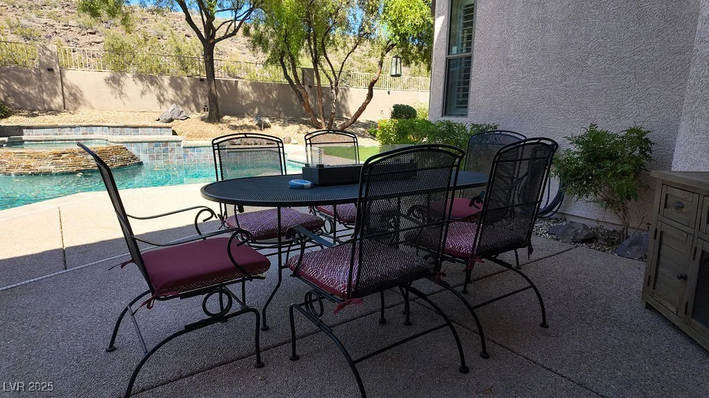 2012 Poetry, Henderson, NV 89052