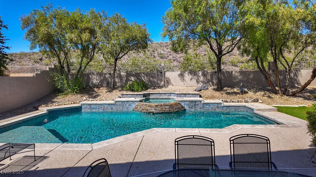2012 Poetry, Henderson, NV 89052