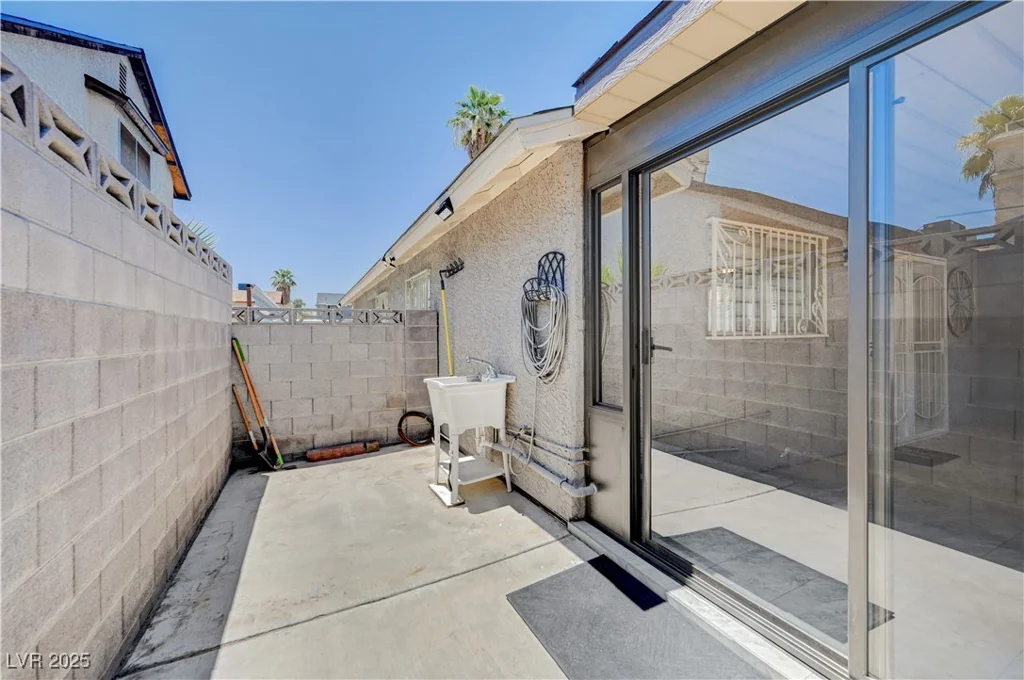 4212 Estaban, Las Vegas, NV 89110