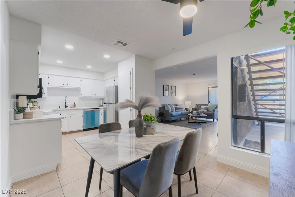 3151 Soaring Gulls, Las Vegas, NV 89128