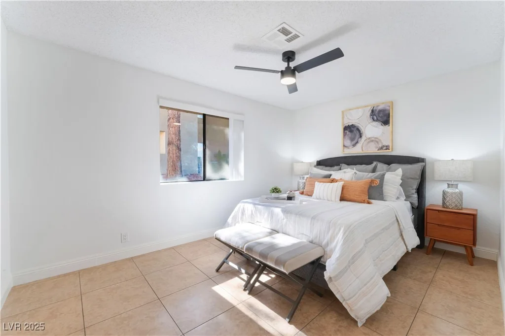 3151 Soaring Gulls, Las Vegas, NV 89128