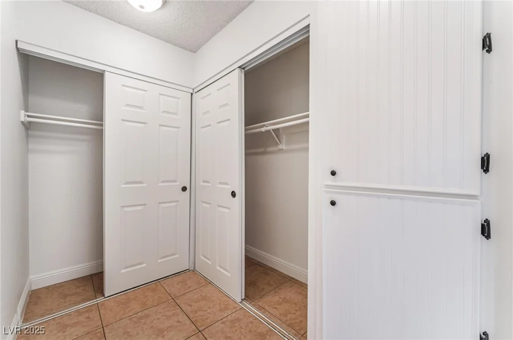 3151 Soaring Gulls, Las Vegas, NV 89128