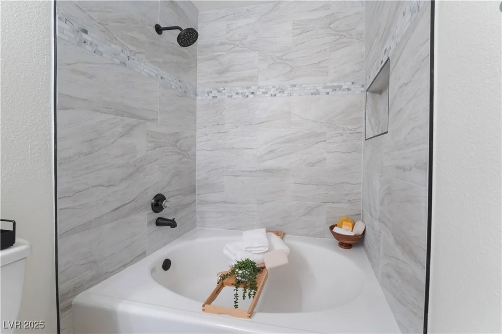 3151 Soaring Gulls, Las Vegas, NV 89128