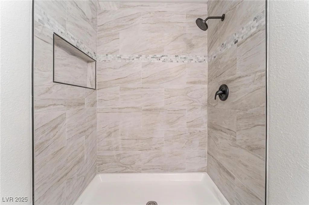 3151 Soaring Gulls, Las Vegas, NV 89128