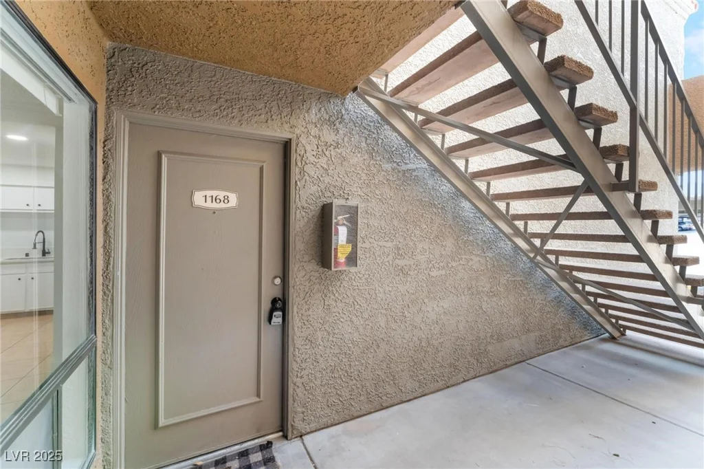 3151 Soaring Gulls, Las Vegas, NV 89128