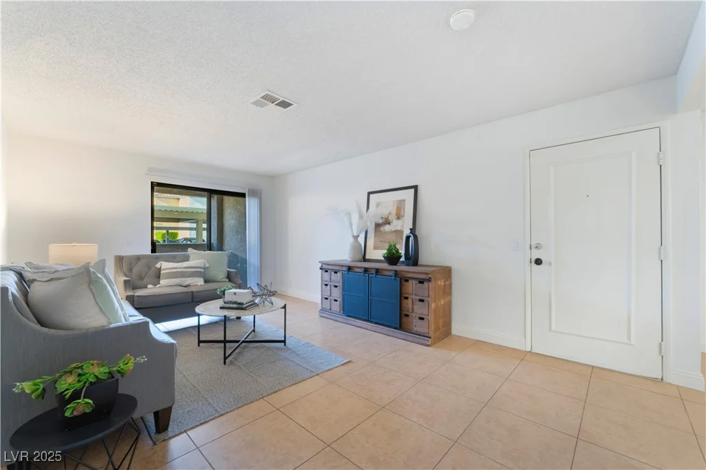 3151 Soaring Gulls, Las Vegas, NV 89128