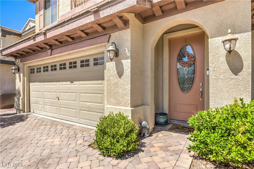 8225 Seven Falls, North Las Vegas, NV 89085