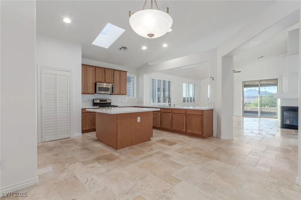 628 Via Colmo, Henderson, NV 89011