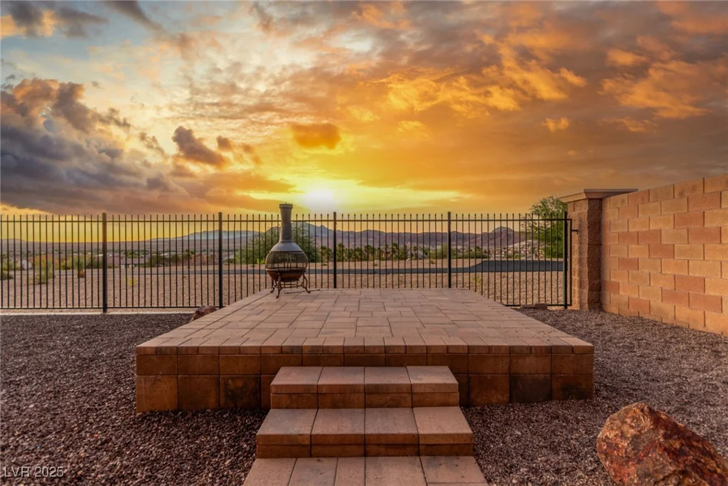628 Via Colmo, Henderson, NV 89011