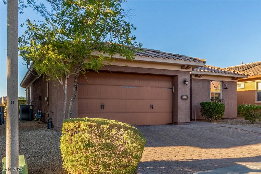 628 Via Colmo, Henderson, NV 89011
