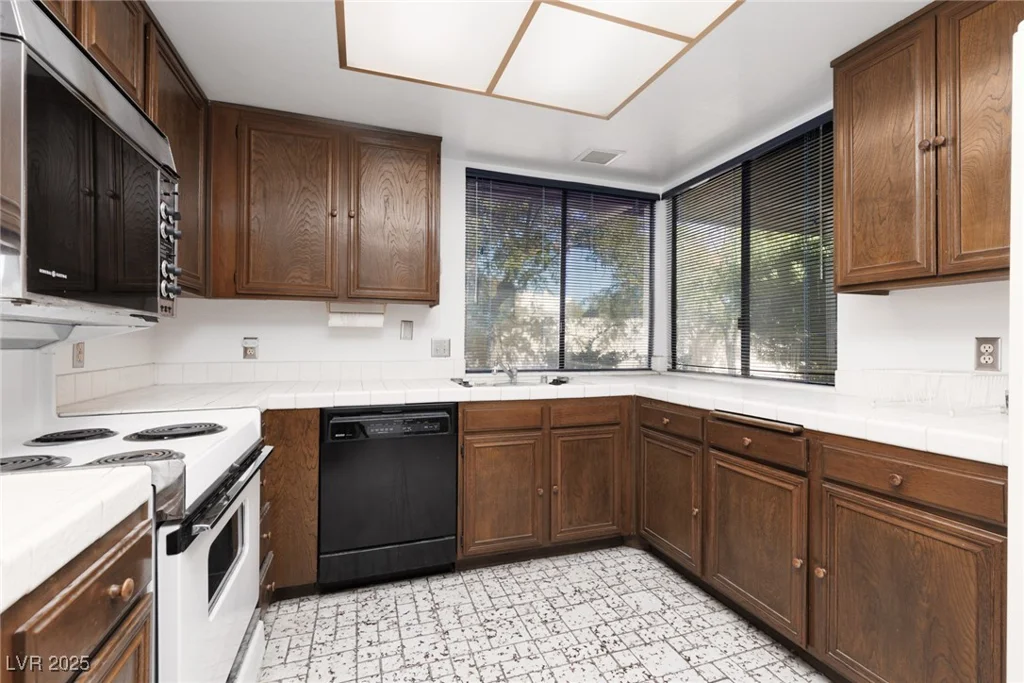 3017 Conquista, Las Vegas, NV 89121
