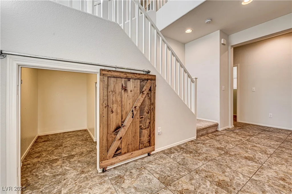 7623 Lone Shepherd, Las Vegas, NV 89166