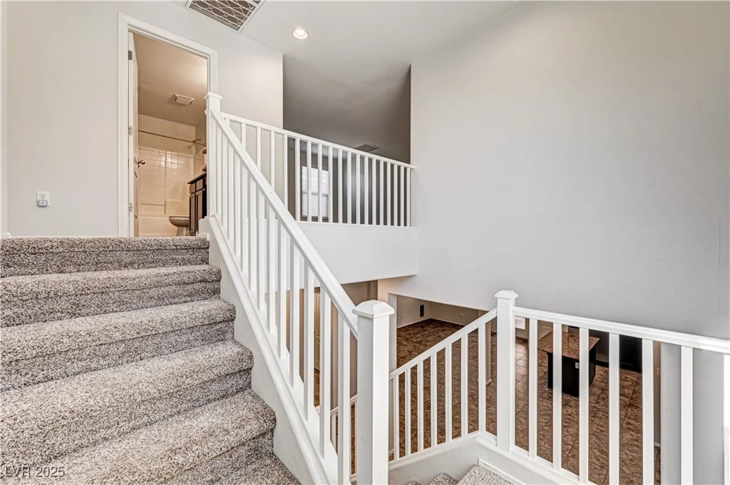 7623 Lone Shepherd, Las Vegas, NV 89166