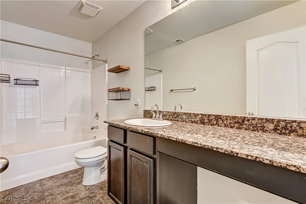 7623 Lone Shepherd, Las Vegas, NV 89166