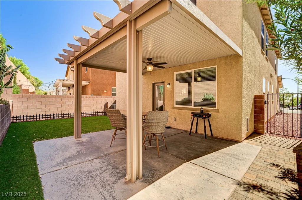 7623 Lone Shepherd, Las Vegas, NV 89166
