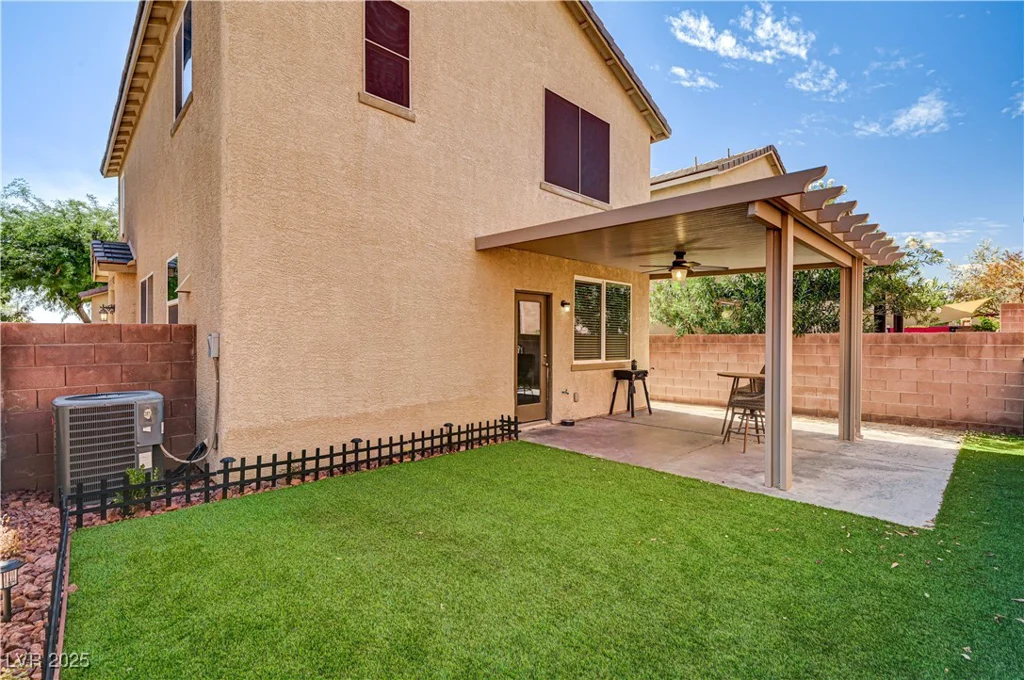 7623 Lone Shepherd, Las Vegas, NV 89166