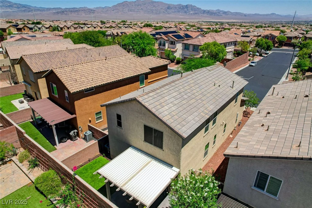 7623 Lone Shepherd, Las Vegas, NV 89166