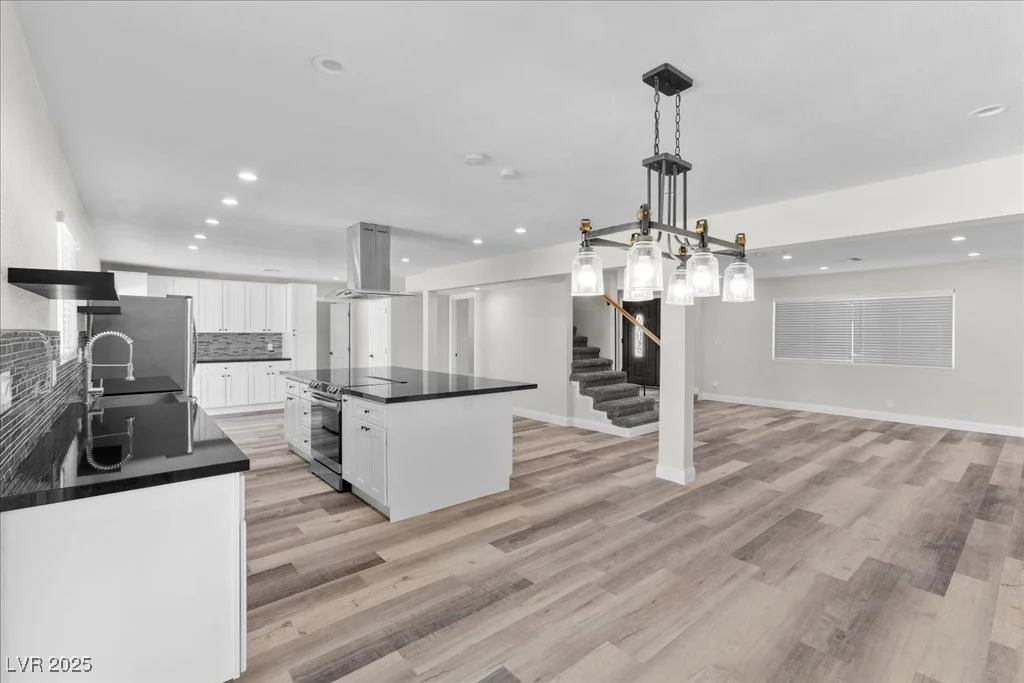 818 Lacy, Las Vegas, NV 89107