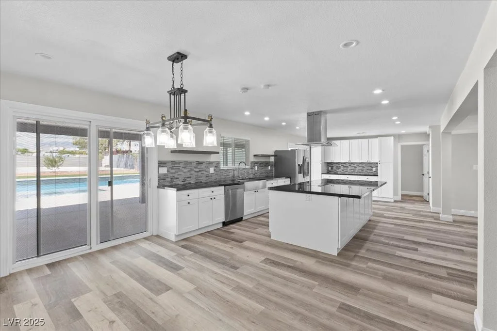 818 Lacy, Las Vegas, NV 89107
