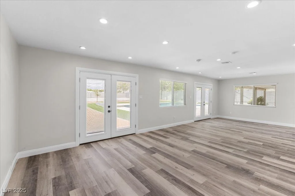 818 Lacy, Las Vegas, NV 89107