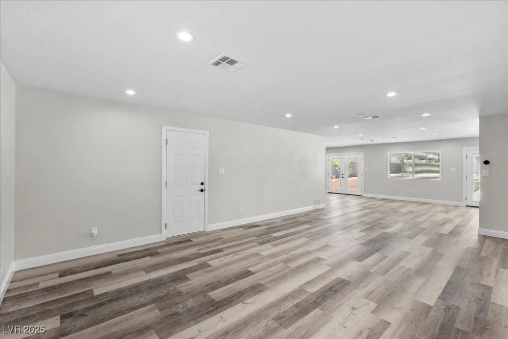 818 Lacy, Las Vegas, NV 89107
