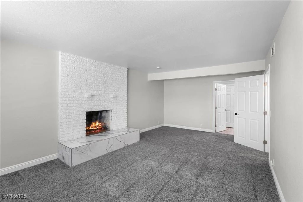 818 Lacy, Las Vegas, NV 89107
