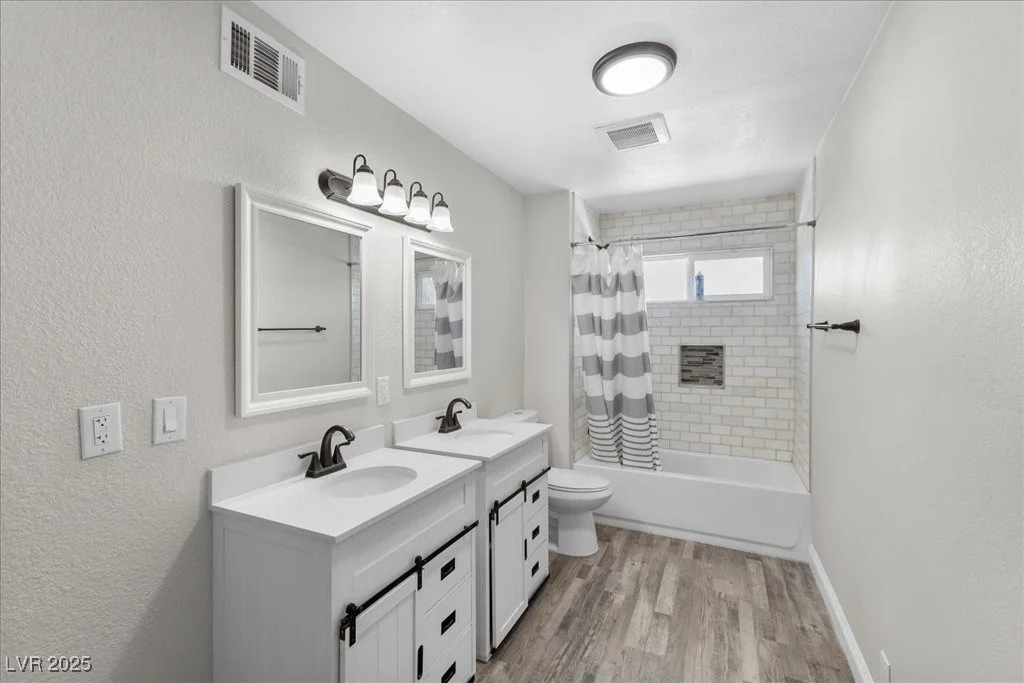 818 Lacy, Las Vegas, NV 89107