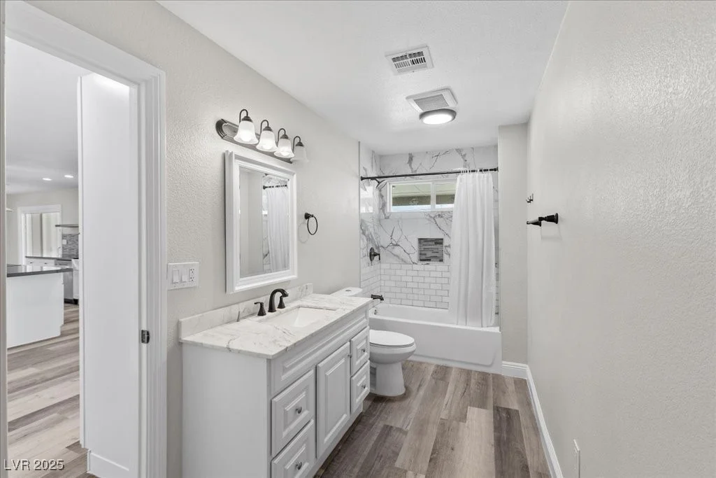 818 Lacy, Las Vegas, NV 89107