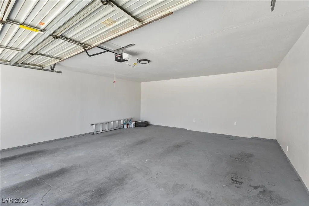 818 Lacy, Las Vegas, NV 89107
