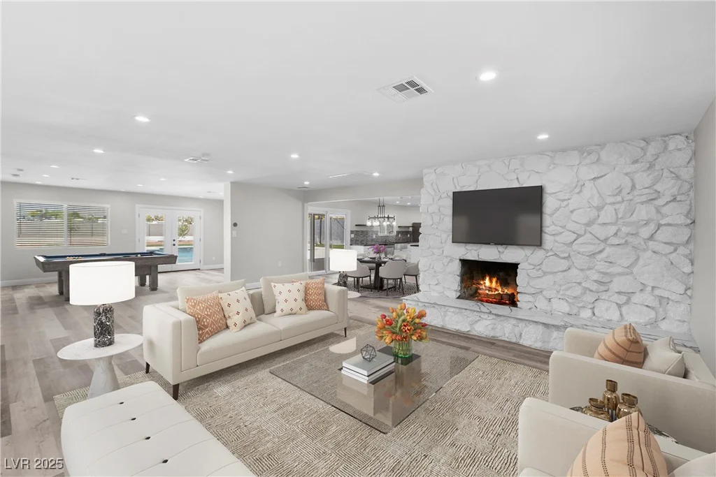 818 Lacy, Las Vegas, NV 89107