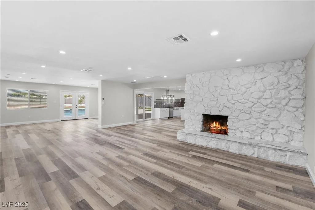 818 Lacy, Las Vegas, NV 89107