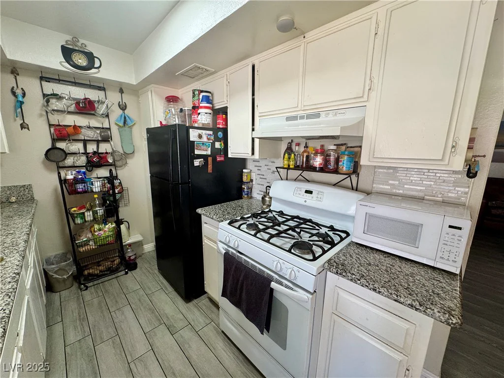 1405 Vegas Valley, Las Vegas, NV 89169