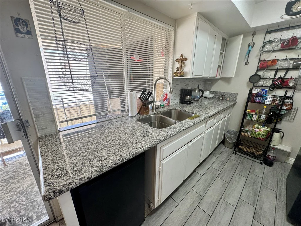 1405 Vegas Valley, Las Vegas, NV 89169