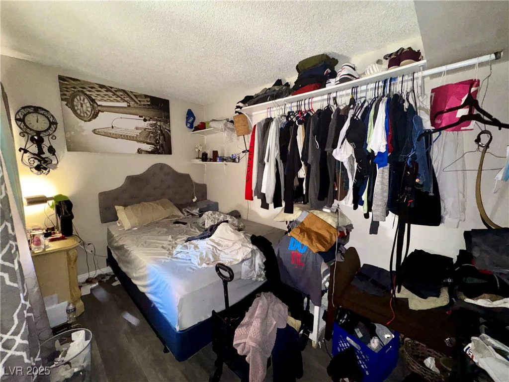 1405 Vegas Valley, Las Vegas, NV 89169
