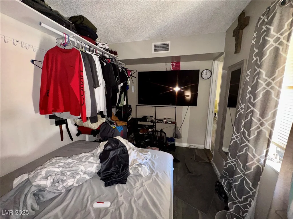 1405 Vegas Valley, Las Vegas, NV 89169