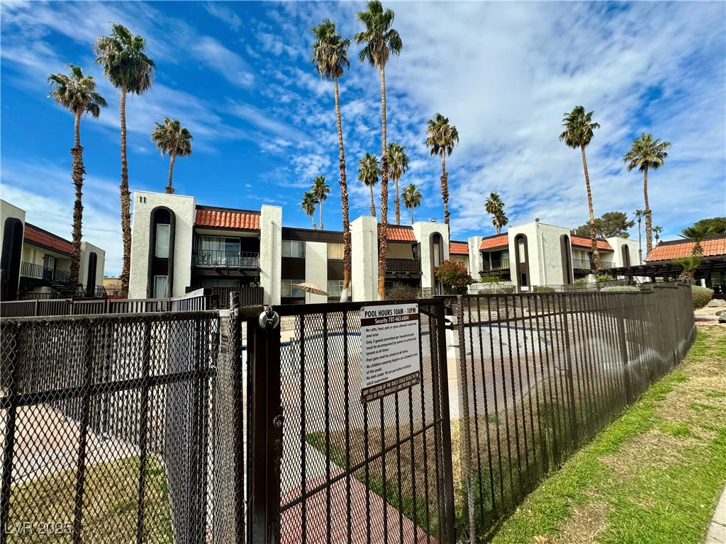 1405 Vegas Valley, Las Vegas, NV 89169