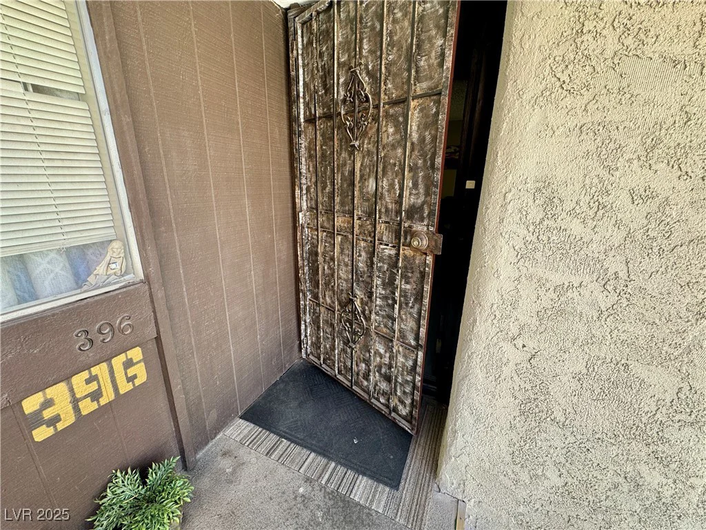 1405 Vegas Valley, Las Vegas, NV 89169