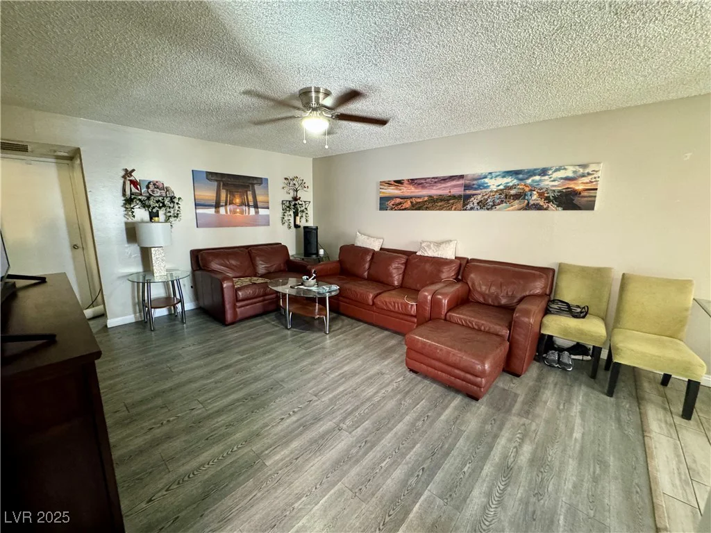 1405 Vegas Valley, Las Vegas, NV 89169