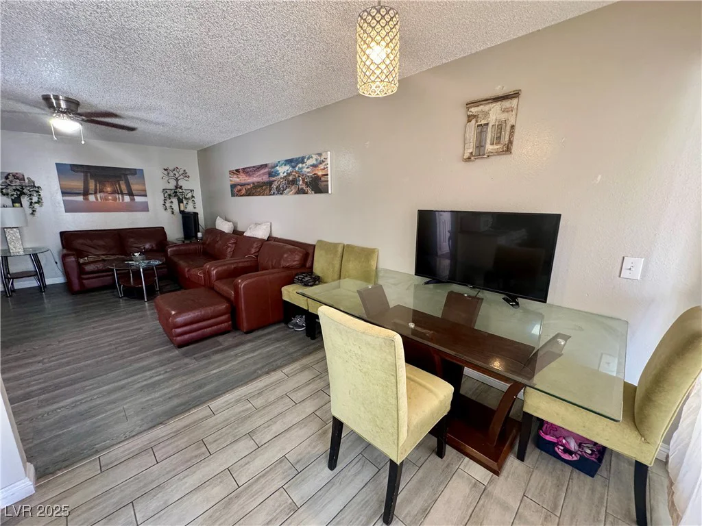 1405 Vegas Valley, Las Vegas, NV 89169